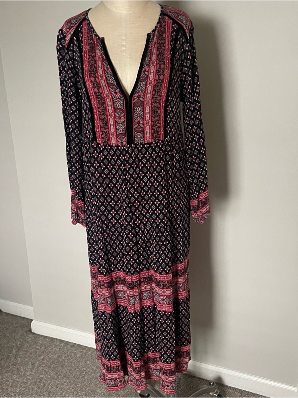 Knox Rose black print boho dress size L